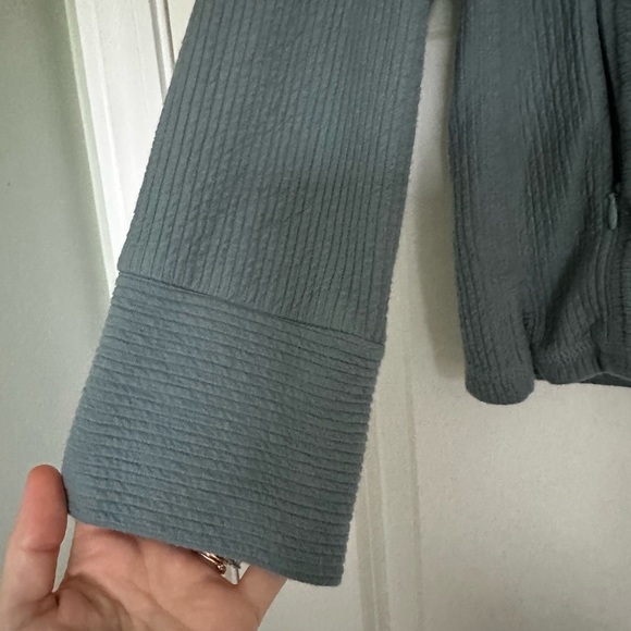 Orvis Women’s 1/4 Zip up sweater slate blue - Picture 8 of 8